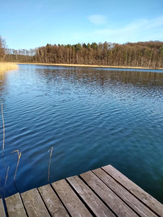 Zwei Seen Ferienhaus Canow Zewnętrze zdjęcie